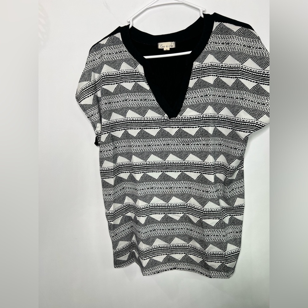Emi & Joe Short Sleeve Blouse
